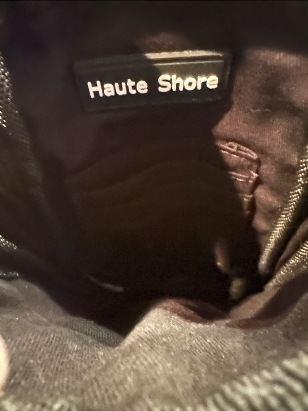 Haute Shore Casey Cruise Neoprene Crossbody Bag Like New - Picture 7 of 7